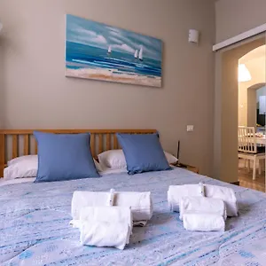 https://pippis-aquarium-home-with-a-c.hotelitalianriviera.com