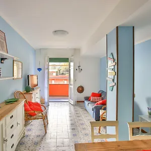 https://costamare.hotelitalianriviera.com