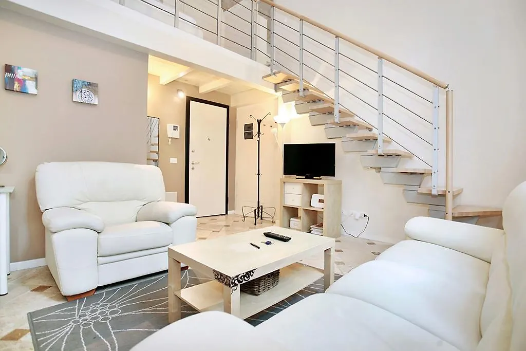 Glamour Suite Duomo Florence Apartment